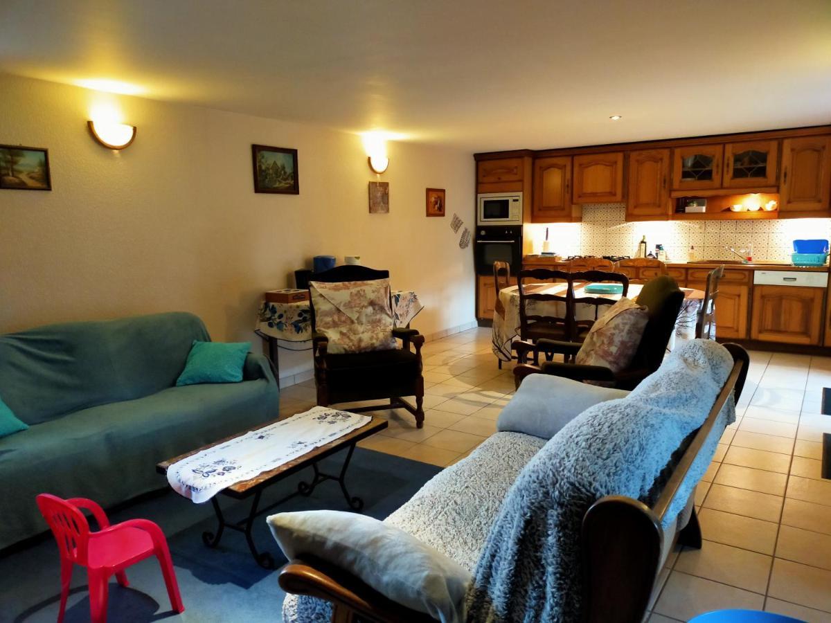 La Petite Maison Bleue Lopérec Exteriér fotografie
